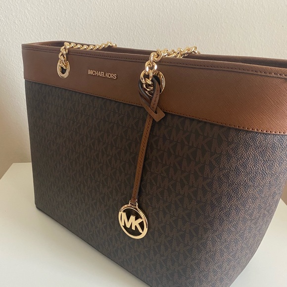 Michael Kors - Picture 7 of 8